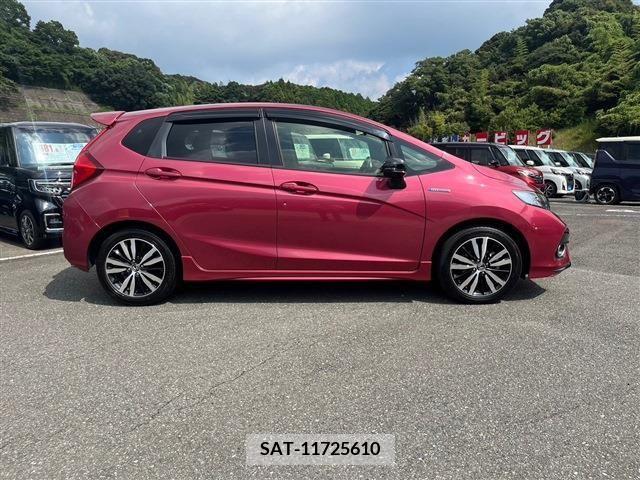 Honda FIT HYBRID 2019-03 360291-11