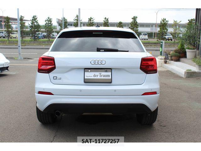 Audi Q2 2019-08 356564-6
