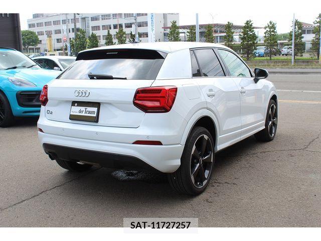 Audi Q2 2019-08 356564-7