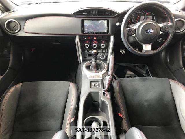 Subaru BRZ 2016-10 381686-1