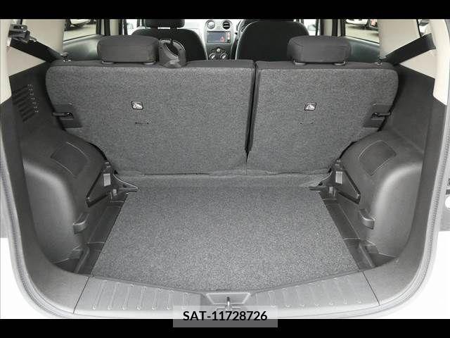 Nissan NOTE 2013-01 203701-11