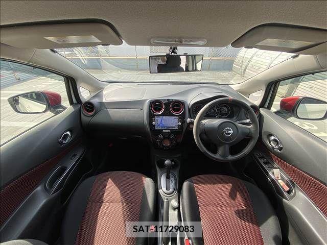 Nissan NOTE 2015-08 279869-1