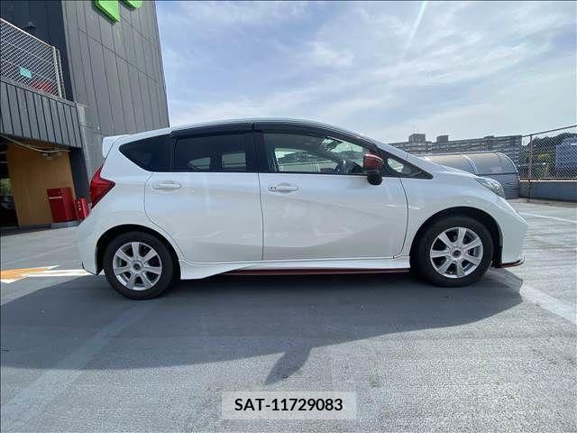 Nissan NOTE 2015-08 279869-27