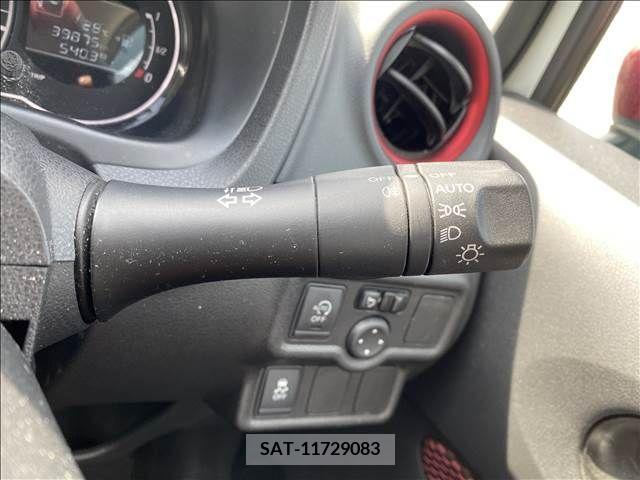 Nissan NOTE 2015-08 279869-14