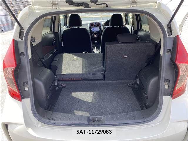 Nissan NOTE 2015-08 279869-12