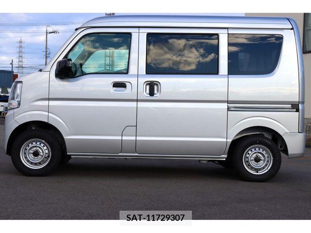 Suzuki EVERY 2023-04 208608-1