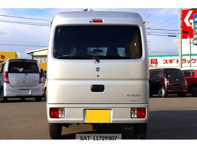 Suzuki EVERY 2023-04 208608-3