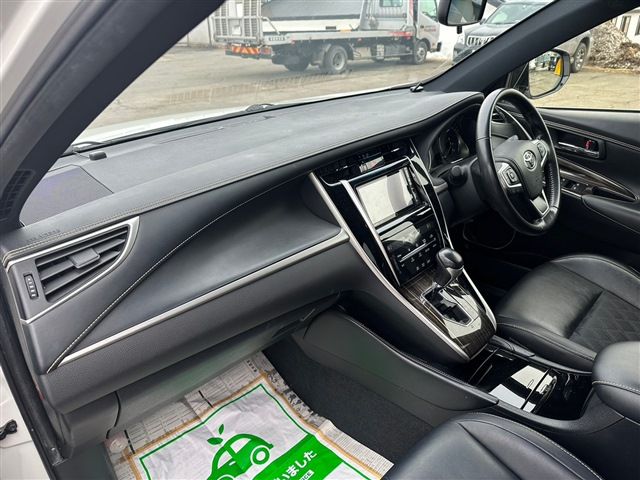 Toyota HARRIER HYBRID 2014-05 798-17