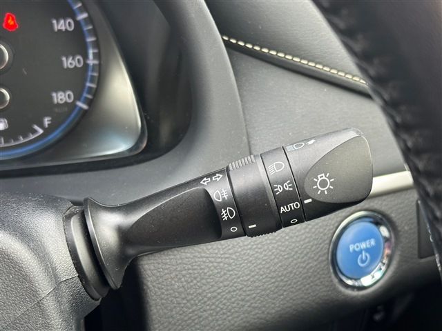 Toyota HARRIER HYBRID 2014-05 798-23