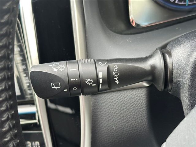 Toyota HARRIER HYBRID 2014-05 798-22