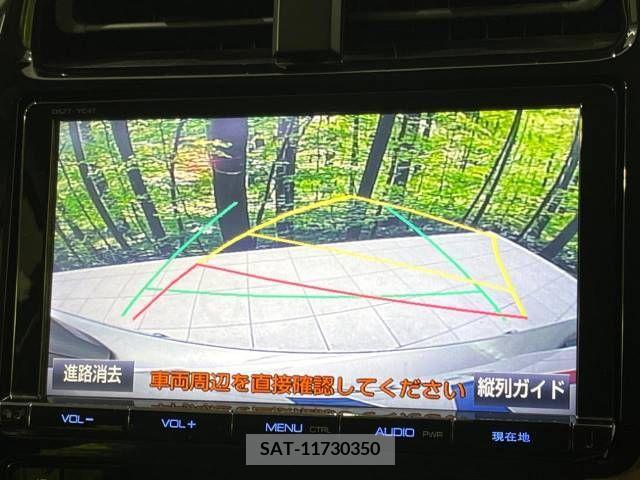 Toyota PRIUS 2017-02 282056-5