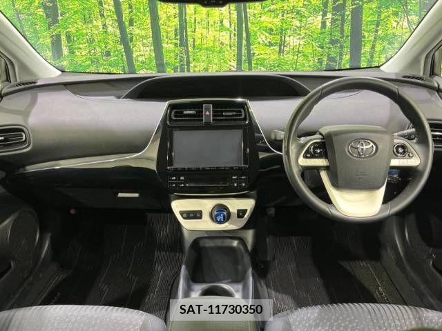 Toyota PRIUS 2017-02 282056-1
