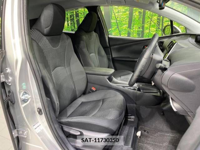 Toyota PRIUS 2017-02 282056-8