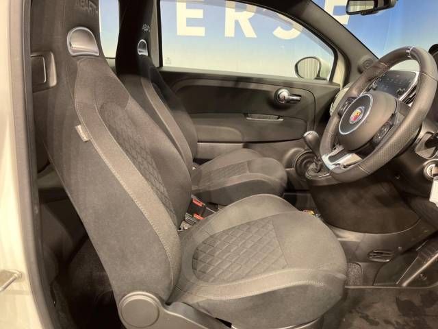 Abarth 595 2020-12 185612-9