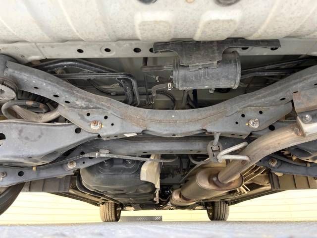 Nissan ELGRAND 2013-10 25206-19