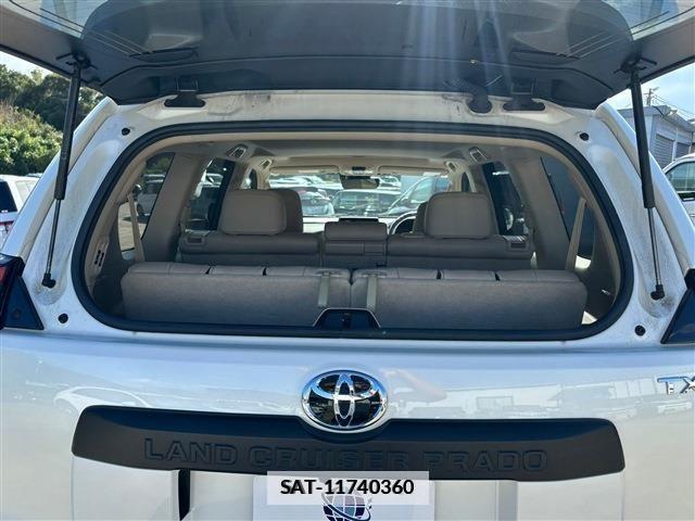 Toyota LAND CRUISER PRADO 2023-07 447568-7