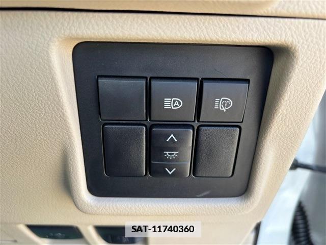 Toyota LAND CRUISER PRADO 2023-07 447568-18