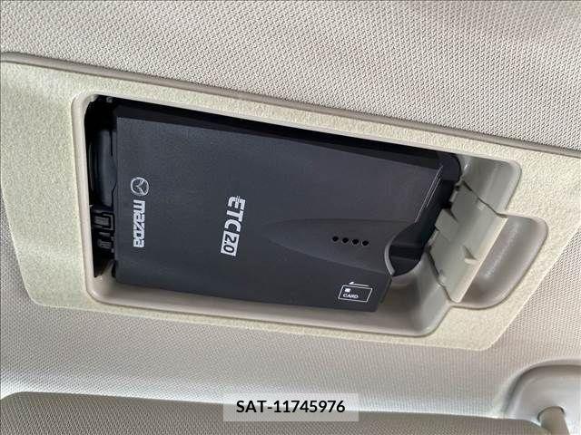 Mazda CX-5 2018-07 347722-23
