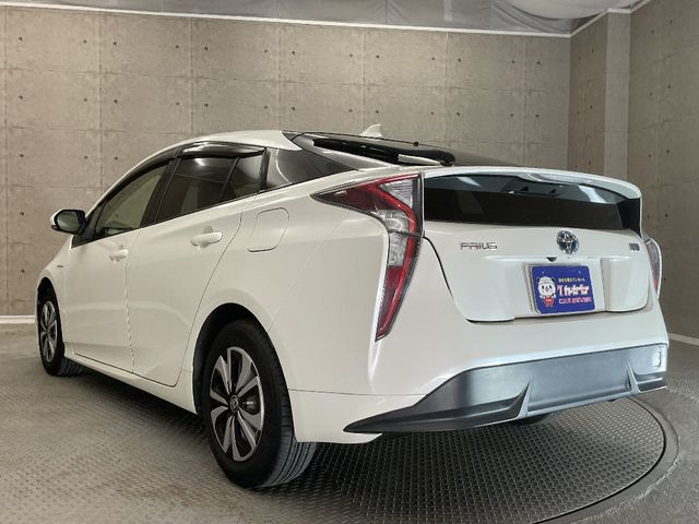Toyota PRIUS 2016-02 25189-13