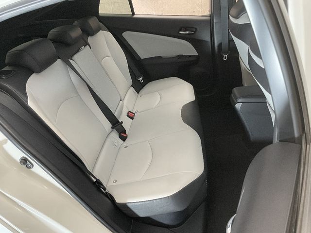 Toyota PRIUS 2016-02 25189-4