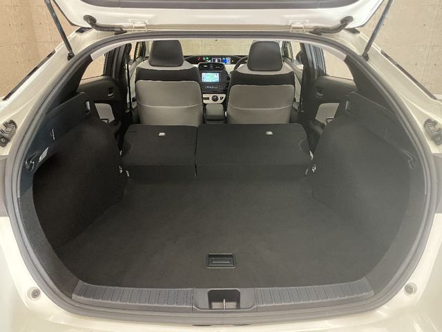 Toyota PRIUS 2016-02 25189-8