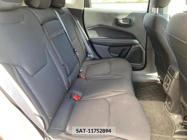 Jeep COMPASS 2018-03 205554-14