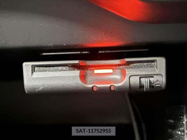 Nissan NOTE 2014-02 279978-6