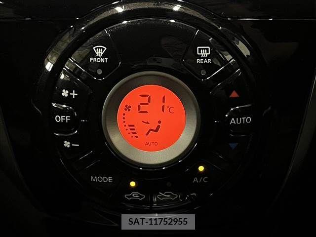 Nissan NOTE 2014-02 279978-17