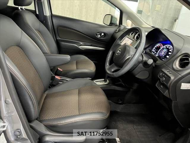 Nissan NOTE 2014-02 279978-13