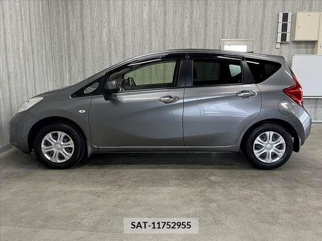 Nissan NOTE 2014-02 279978-10