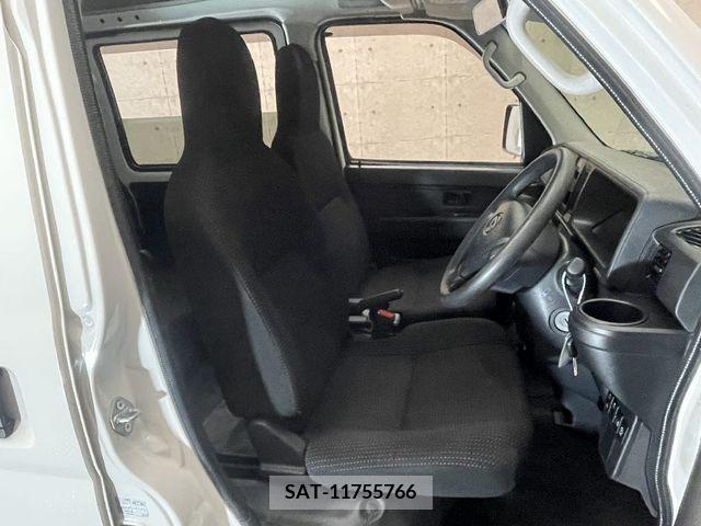 Daihatsu HIJET CARGO 2020-12 361308-11