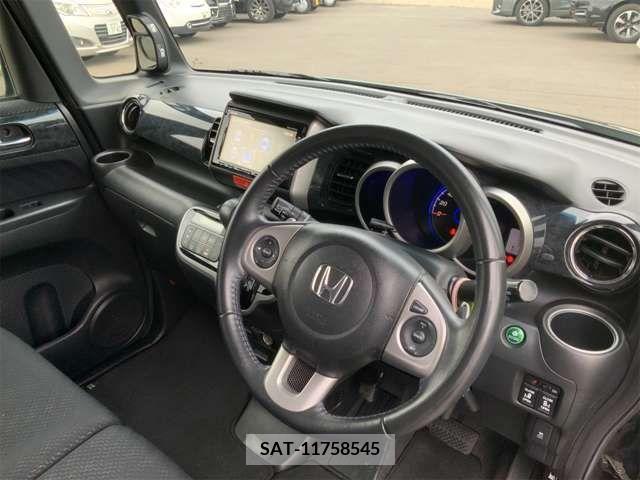 Honda N BOX 2013-08 364364-1