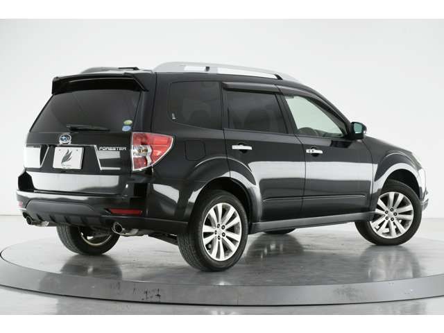 Subaru FORESTER 2012-03 23182-5