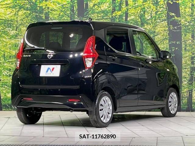 Nissan DAYZ 2022-06 323557-16