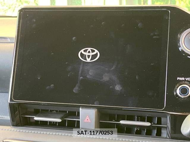Toyota VOXY 2023-03 313581-2
