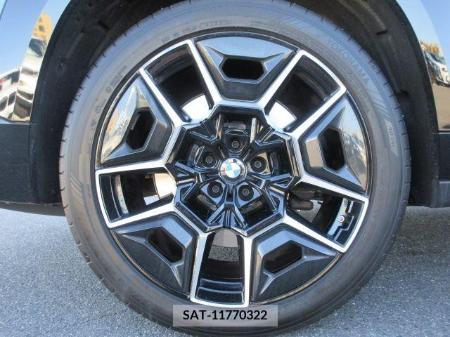 Bmw XM 2023-08 216474-6