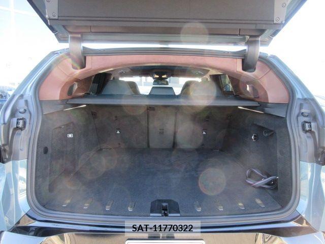 Bmw XM 2023-08 216474-5