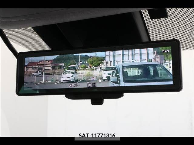Toyota PRIUS 2019-03 366696-9