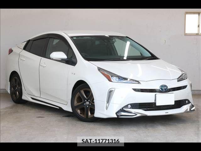 Toyota PRIUS 2019-03 366696-1