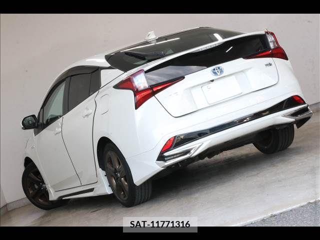 Toyota PRIUS 2019-03 366696-10