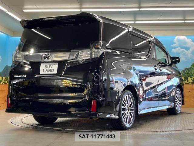 Toyota VELLFIRE 2017-07 369705-17