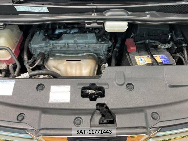 Toyota VELLFIRE 2017-07 369705-18