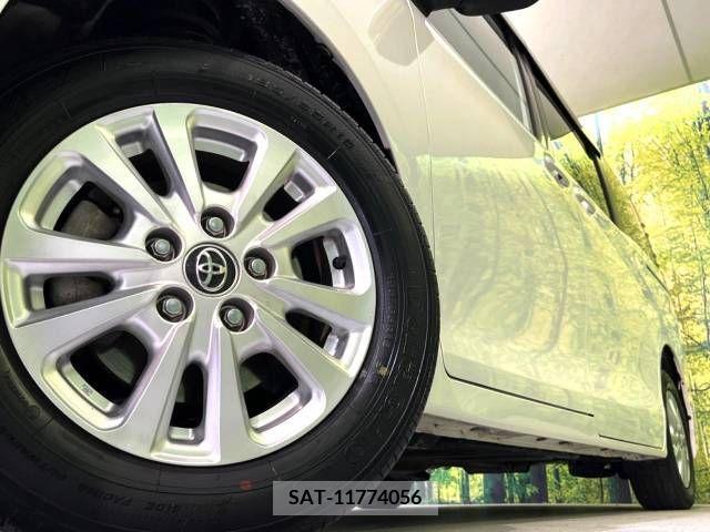 Toyota VOXY 2017-08 233317-13