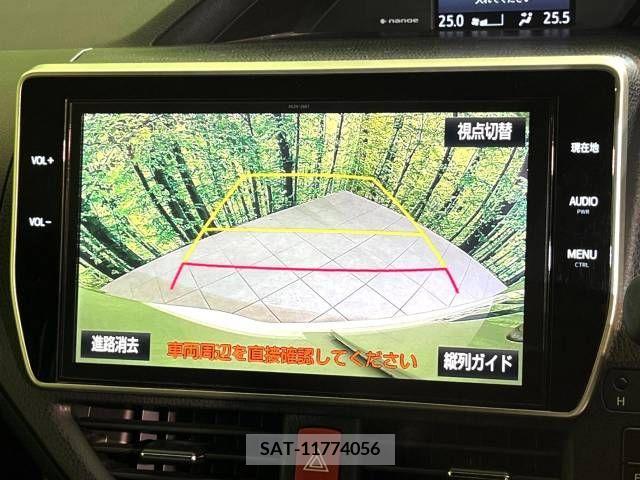 Toyota VOXY 2017-08 233317-3