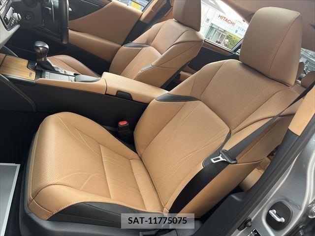 Lexus ES 2021-12 387848-13