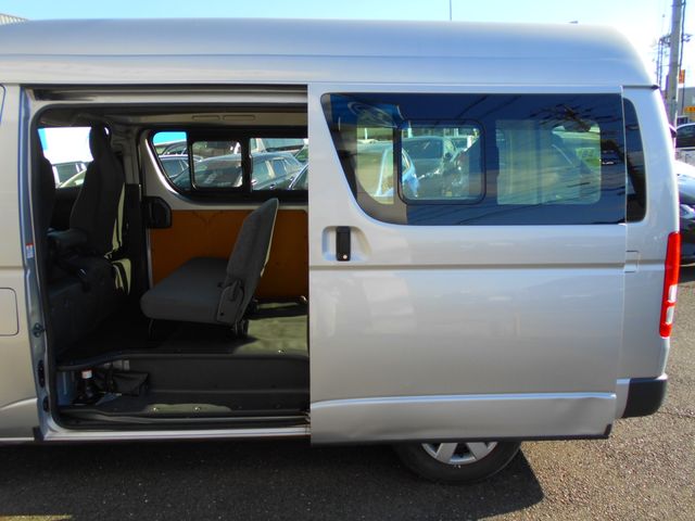 Toyota REGIUSACE VAN 2018-01 180960-14