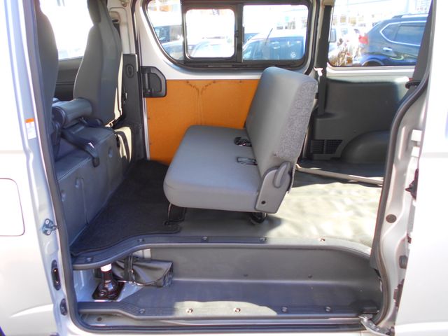 Toyota REGIUSACE VAN 2018-01 180960-15