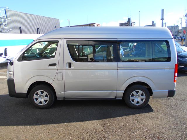 Toyota REGIUSACE VAN 2018-01 180960-8