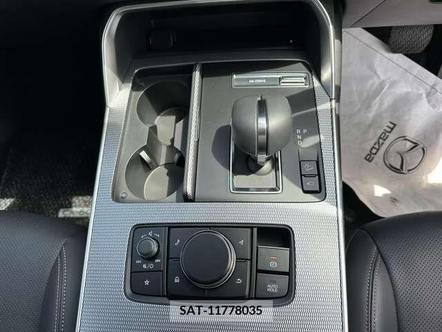 Mazda CX-60 2022-09 308682-17