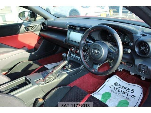 Toyota 86 2022-05 351550-16